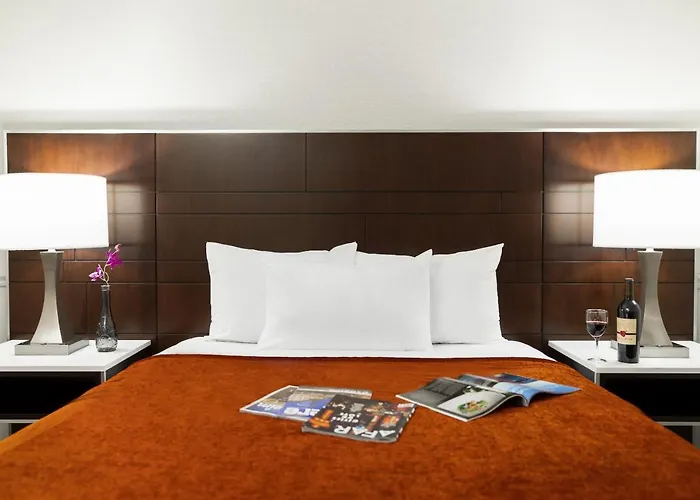Alo Hotel By Ayres, Orange